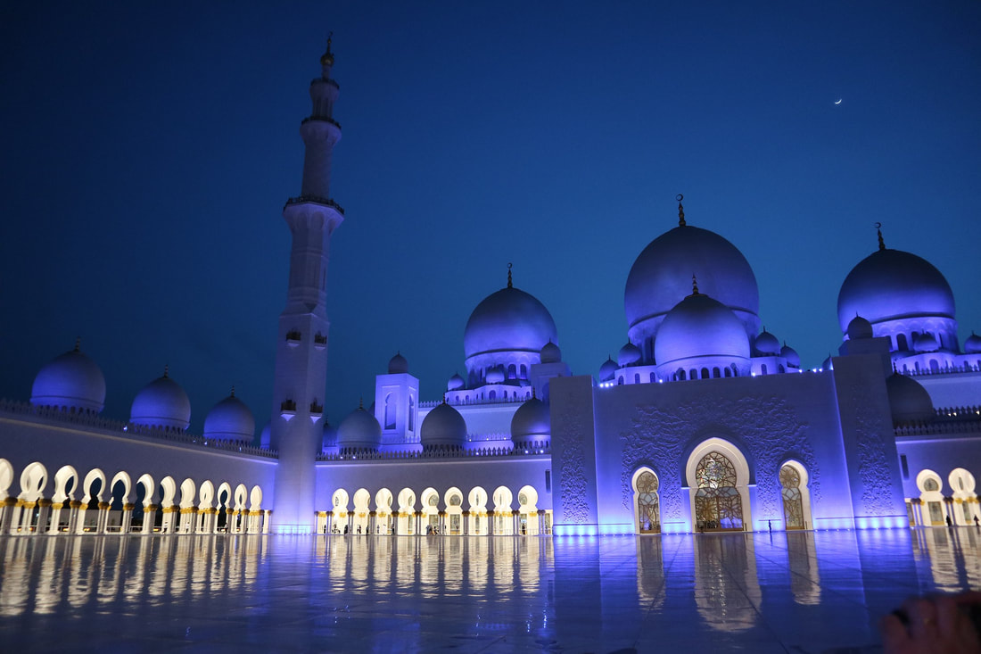 7 Best Places to visit in Abu Dhabi, United Arab Emirates (UAE), Sheikh Zayed Grand Mosque, Louvre Abu Dhabi , Yas Island Abu Dhabi, Ferrari World Abu Dhabi, Formula Rossa the fastest rollercoaster in the world, Warner Bros. World Abu Dhabi, Yas Waterworld, Bedouin Heritage Village, Observation Deck at 300 Conrad Abu Dhabi Etihad Towers Hotel, Abu Dhabi Falcon Hospital, Feet Do Travel