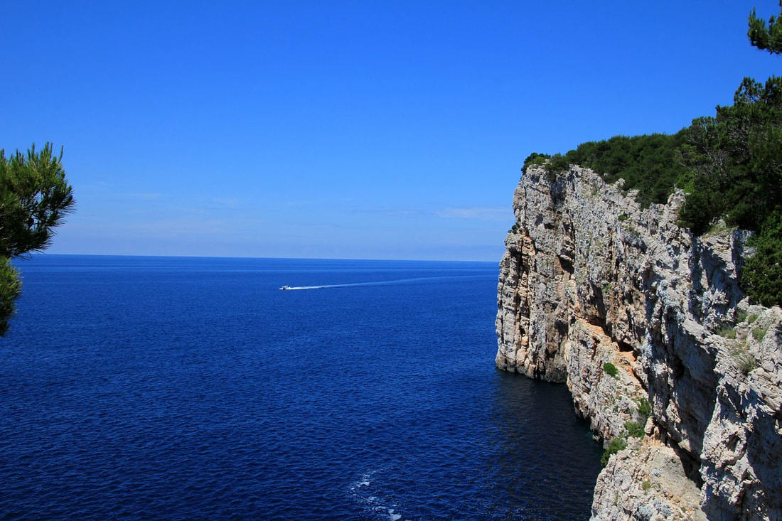 6 Reasons why you should visit Croatia on the Dalmatian Coast, Feet Do Travel