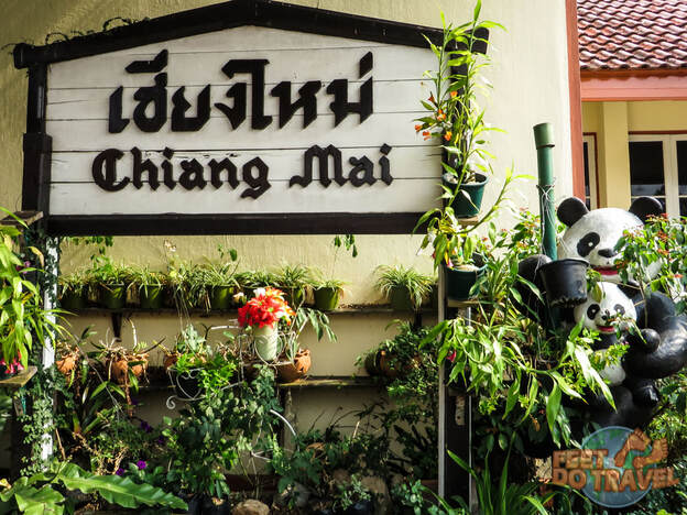 My Chiang Mai – 10 Awesome Things to do in North Thailand, Songkran, Old City, Doi Suthep, Temple Tour, Thailand the new Siam, Wat Pra Singh, chat with a Buddhist monk at Wat Suan Dok Temple, Cat Café, Grand Canyon, Muay Thai Boxing, Thai Massage by the Blind, Sunday Walking Market, Feet Do Travel