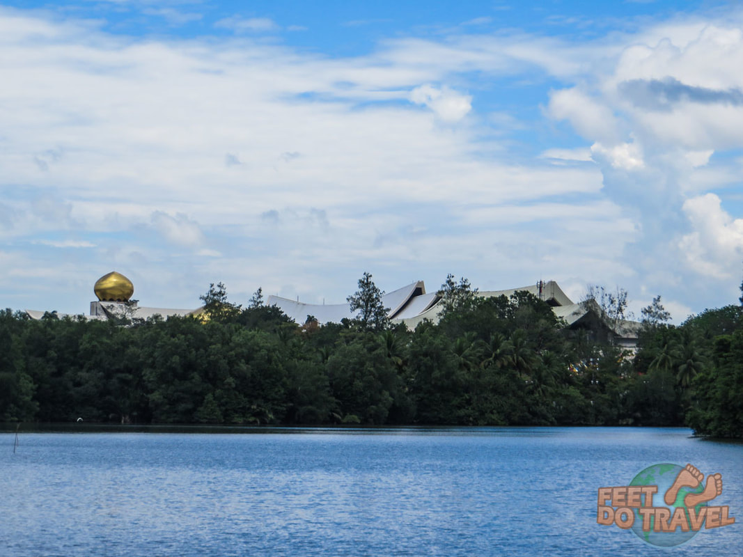 Why you should visit Brunei, the green heart of Borneo, things to do in Brunei, is Brunei worth visiting? Is Brunei a safe country? Where to go and what to do in Brunei, Borneo rainforest, primary jungle
