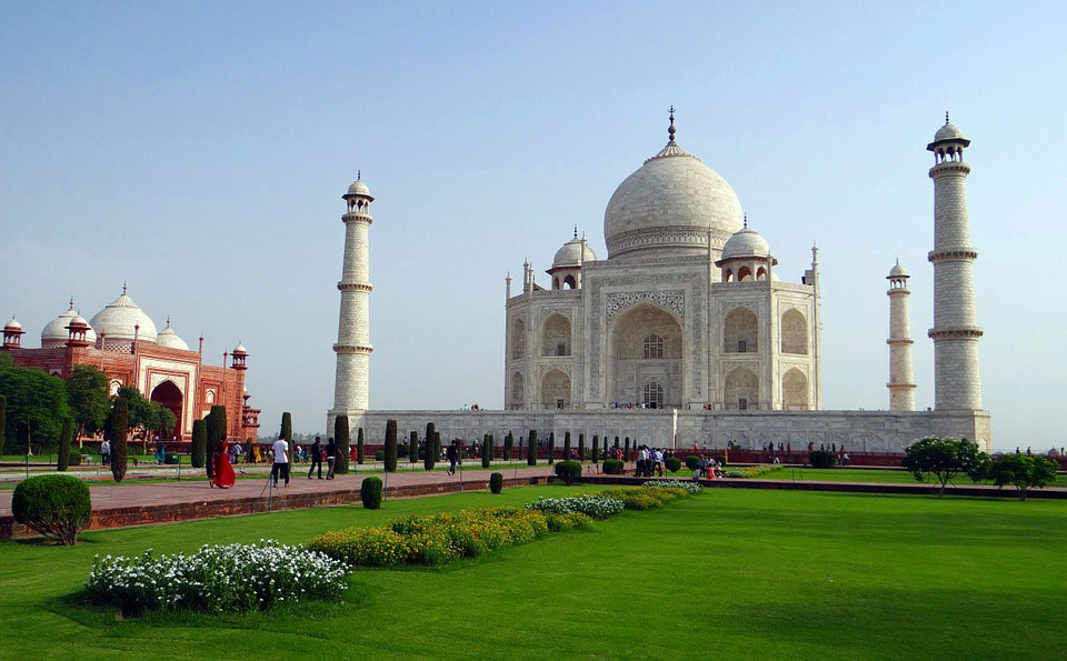 15 clever tips you should know before traveling to India, Taj Mahal, culture, Feet Do Travel